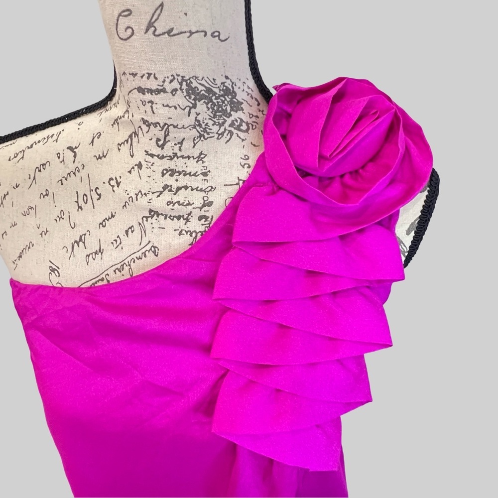 Women’s fuchsia bow top in size MEDIUM. Just gorgeous!! - Picture 3 of 5